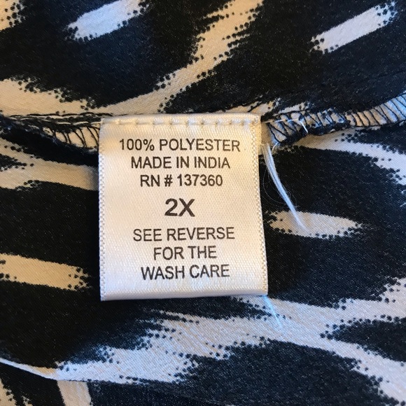 Live 4 Truth Faux Wrap Top Long Sleeve Dress All Over Print Size 2x - Picture 7 of 9
